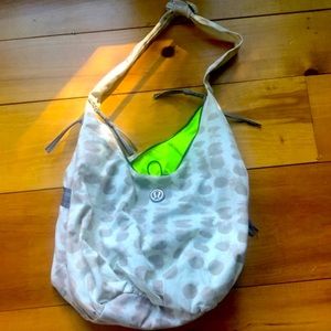 Lululemon Sakasana Hobo style gym bag